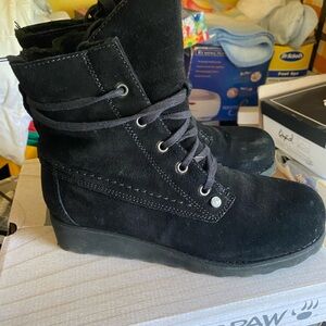 Bearpaw Krista boots